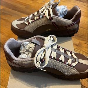 Jacquemus Nike humara shoes